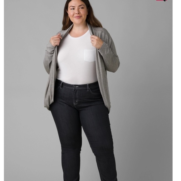 PrAna Plus Size Foundation Munra Wrap - Picture 16 of 16